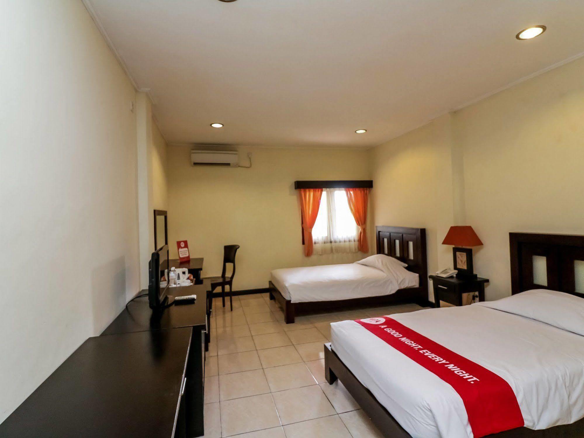 Hotel Intansari Denpasar Exterior foto